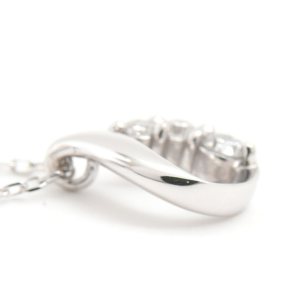 ヨンドシー ネックレス レディース 3Pダイヤ ドロップ ペンダント ホワイトゴールド K18WG 4℃ 中古