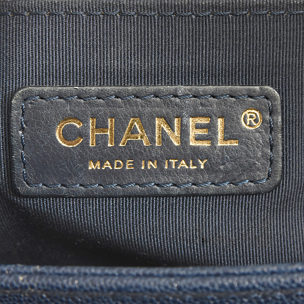 シャネル バッグ レディース ボーイシャネル チェーンショルダーバッグ キャビアスキン ネイビー CHANEL 中古