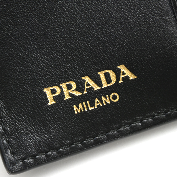 プラダ 財布 ユニセックス 二つ折り コンパクト財布 サフィアーノレザー ブラック PRADA 1MV204 中古