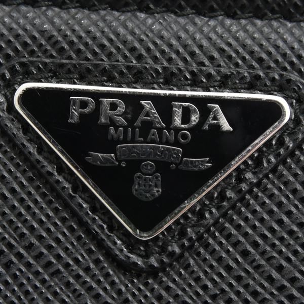 プラダ ユニセックス カードケース ストラップ付 コインカードケース サフィアーノレザー ブラック PRADA 2MR021 中古