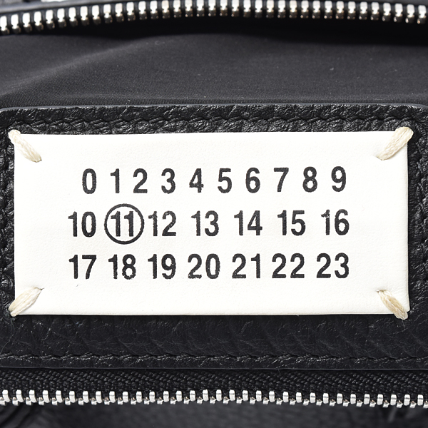 メゾンマルジェラ バッグ メンズ レディース 5ACミニ 2WAYショルダーバッグ ブラック Maison Margiela 中古