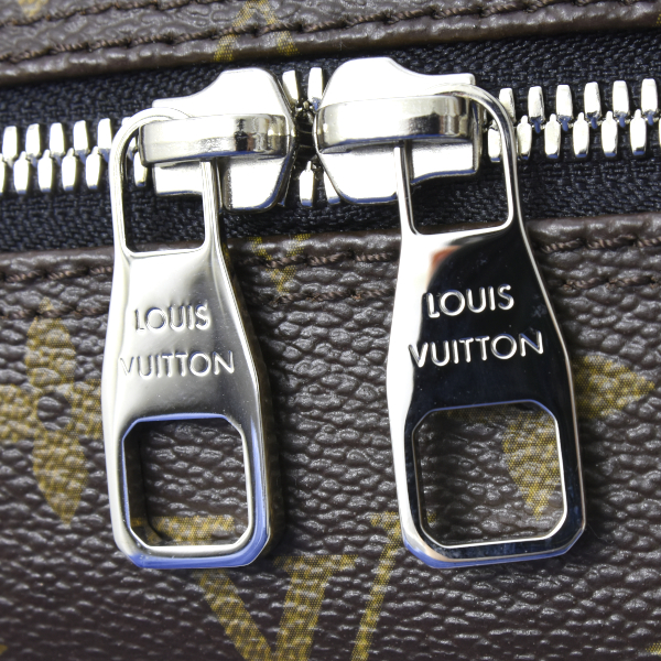 ルイヴィトン バッグ メンズ トゥルーストワレ セカンドバッグ ポーチ モノグラムマカサー M40378 Louis Vuitton 中古