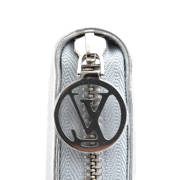 ルイヴィトン 財布 レディース ジッピーウォレット LV SKI クッサン シルバー Louis Vuitton M26771 中古