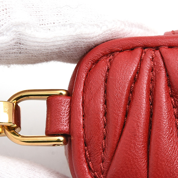 ミュウミュウ 小物 レディース マテラッセ リップケース バッグチャーム カーフ レッド MIUMIU 5TL518 中古