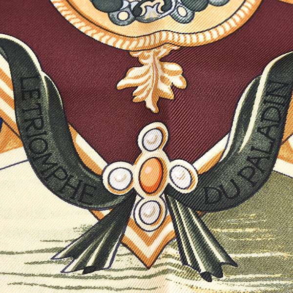 エルメス スカーフ レディース カレ90 LE TRIOMPHE DU PALADIN 正義の騎士の勝利 ストール シルク ボルドー HERMES 中古