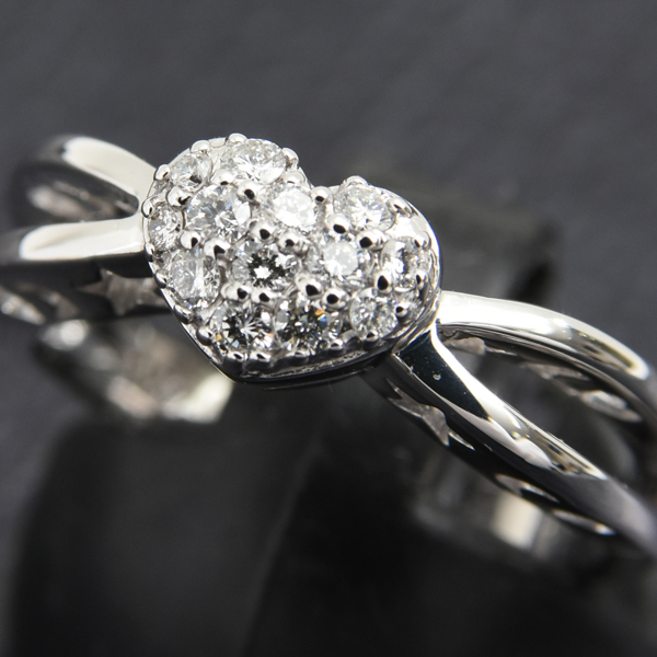 ポンテヴェキオ 指輪 レディース ハートモチーフ パヴェダイヤ リング D0.20ct 12号 ホワイトゴールド Ponte Vecchio K18WG 中古