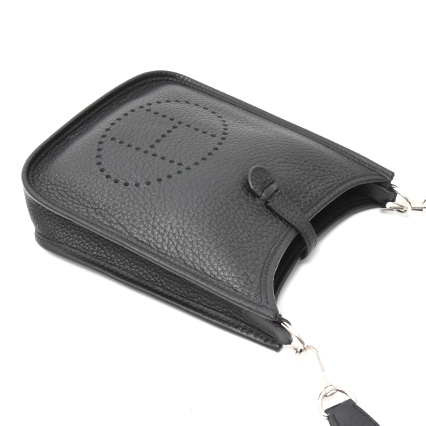エルメス バッグ エヴリンTPM トリヨンクレマンス ショルダーバッグ W刻印 ブラック HERMES 中古