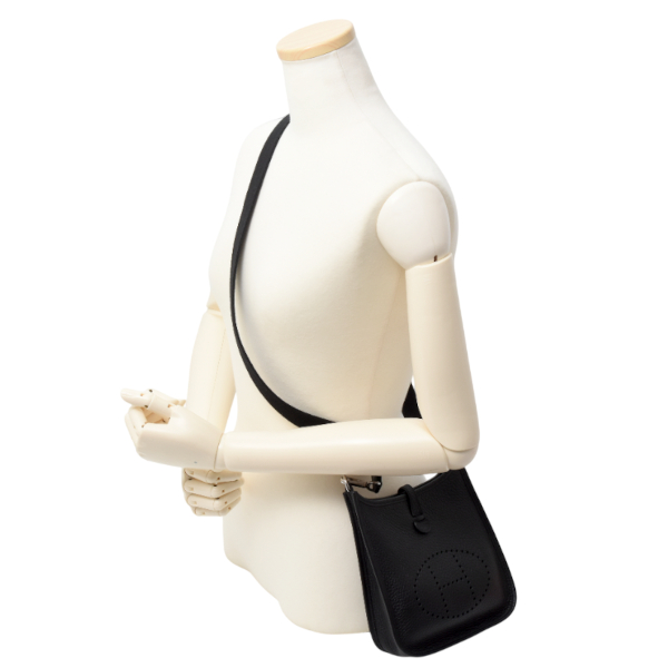 エルメス バッグ エヴリンTPM トリヨンクレマンス ショルダーバッグ W刻印 ブラック HERMES 中古