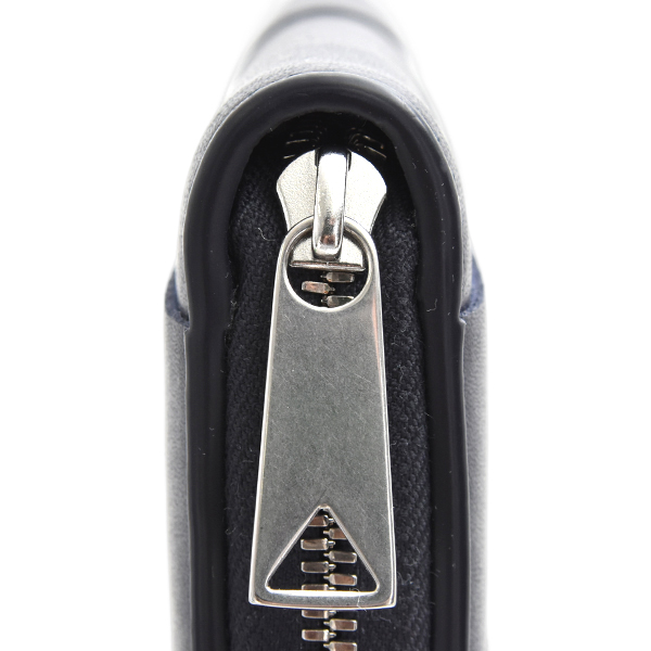 ボッテガヴェネタ 財布 メンズ カセット マキシイントレチャート ラウンドファスナー長財布 レザー ダークネイビー BOTTEGA VENETA 814649 VBWD5 中古