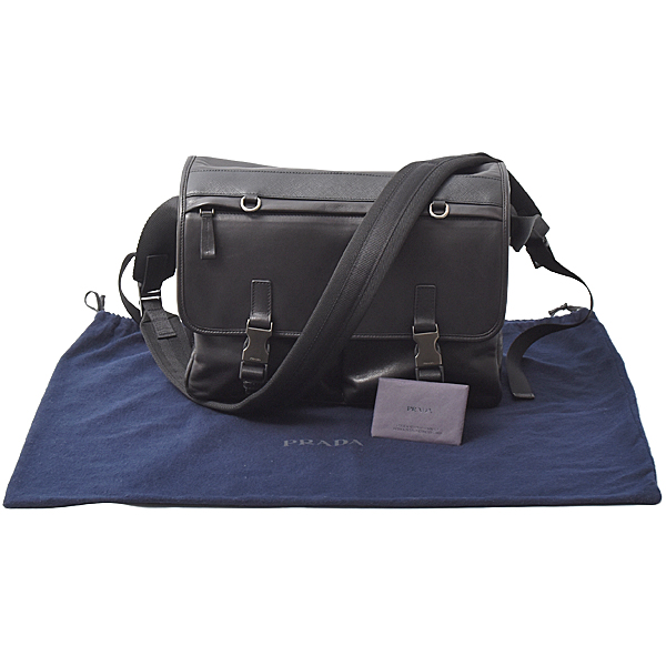 プラダ バッグ メンズ メッセンジャーバック ショルダーバッグ カーフ ブラック PRADA 2VD768 中古