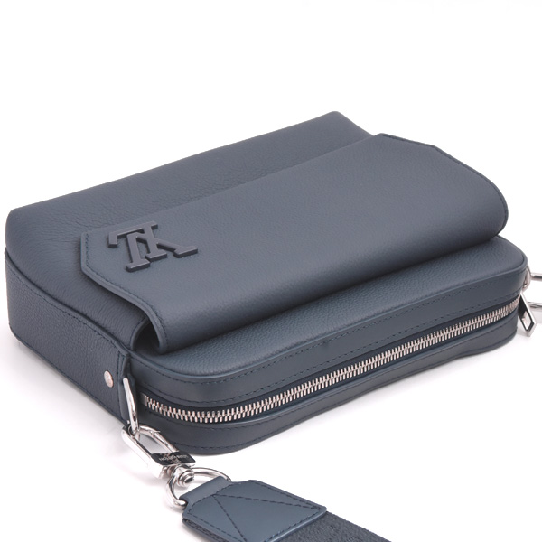 ルイヴィトン バッグ メンズ ファストライン メッセンジャー ショルダーバッグ LVアエログラム グレインレザー ネイビー Louis Vuitton M22611 中古