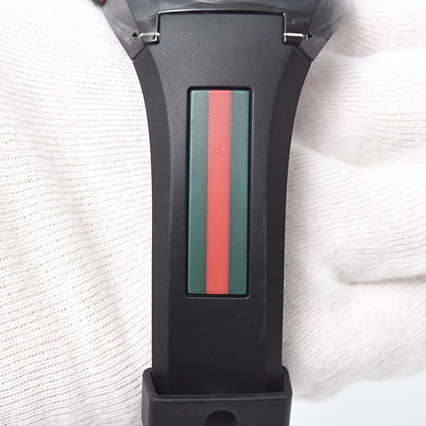 グッチ 時計 メンズ SYNC シンク シェリーライン ブラック文字盤 アナログ サファイヤガラス SS×ラバー GUCCI 137.1 中古