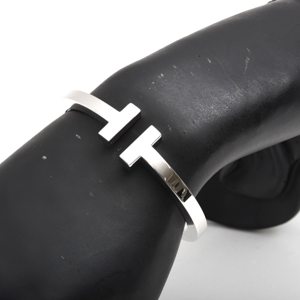 ティファニー バングル レディース Tスクエアバングル ブレスレット Mサイズ ホワイトゴールド TIFFANY 750WG 中古