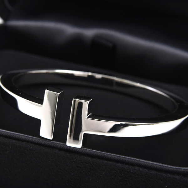 ティファニー バングル レディース Tスクエアバングル ブレスレット Mサイズ ホワイトゴールド TIFFANY 750WG 中古