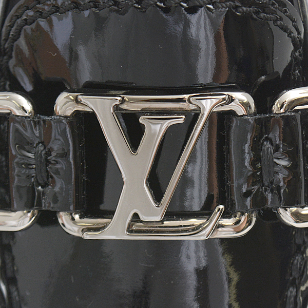 ルイヴィトン 靴 レディース エナメル LVイニシャル ドライビングシューズ サイズ35 22.5cm ブラック Louis Vuitton 未使用展示品