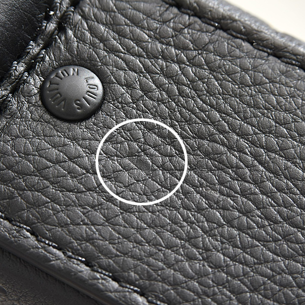 ルイヴィトン バッグ メンズ トリオメッセンジャー ショルダーバッグ モノグラムシャドウ ノワール ブラック M46602 Louis Vuitton 中古