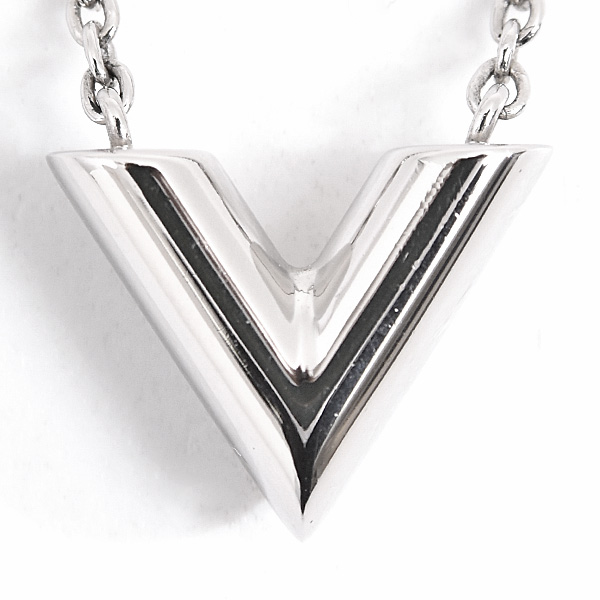 ルイヴィトン ペンダント レディース ネックレス エセンシャル V シルバーカラー Louis Vuitton M63197 GP 中古