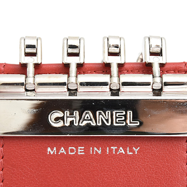 シャネル キーケース レディース ココマーク 4連キーケース キャビアスキン レッド CHANEL 中古