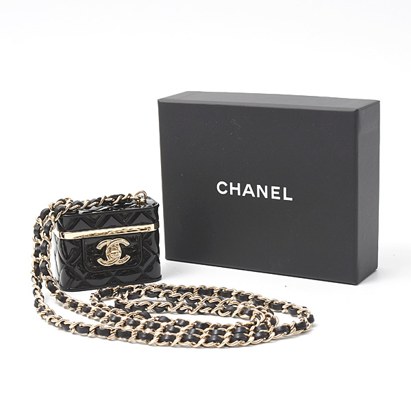 シャネル レディース 小物入れ マトラッセ バニティバッグ型 チェーン付き小物入れ プラスチック ブラック CHANEL B22K 中古