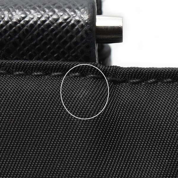 プラダ バッグ メンズ レディース トライアングルロゴ プレート ショルダーバッグ ブラック ナイロン 2VH118 PRADA 中古