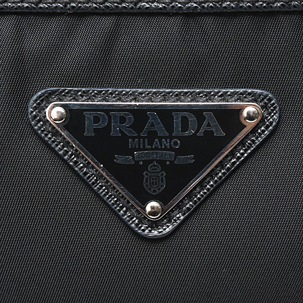 プラダ バッグ メンズ レディース トライアングルロゴ プレート ショルダーバッグ ブラック ナイロン 2VH118 PRADA 中古