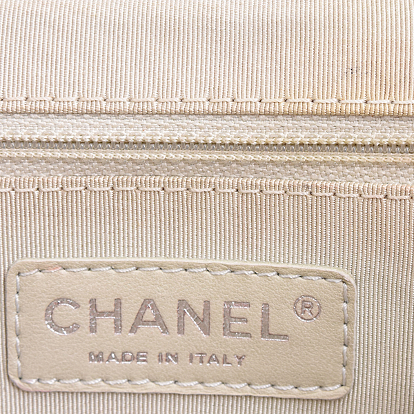 シャネル バッグ レディース マトラッセ チェーンショルダーバッグ カーフスキン ピンク系 CHANEL 中古