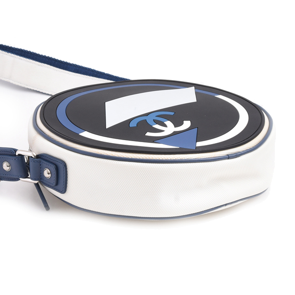 シャネル バッグ レディース ラウンド ショルダーバッグ 丸型 エアライン ラバー キャンバス ネイビー ブラック ホワイト CHANEL 中古