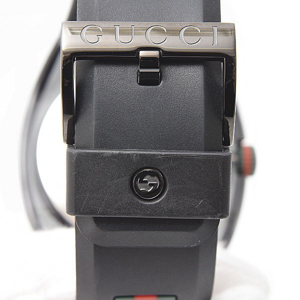 グッチ 時計 メンズ SYNC シンク シェリーライン ブラック文字盤 アナログ サファイヤガラス SS×ラバー GUCCI 137.1 中古