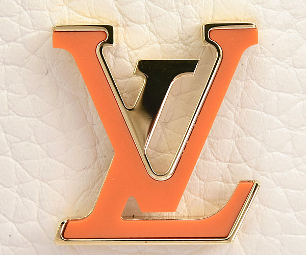 ルイヴィトン 財布 レディース ヴェルティカル ウォレット コンパクト 二つ折り財布 トリヨンレザー ホワイト系 Louis Vuitton M11169 中古