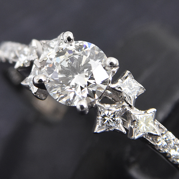 アーカー 指輪 レディース セレスチャルラブ ダイヤ リング D0.27ct D0.15ct 11号弱 プラチナ AHKAH PT900 中古