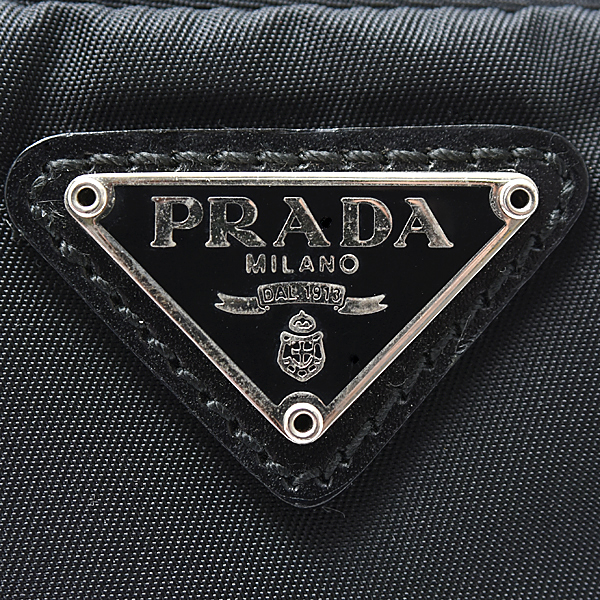 プラダ バッグ レディース メンズ VELA SPORT ナイロン ショルダーバッグ NERO PRADA BT0169 中古