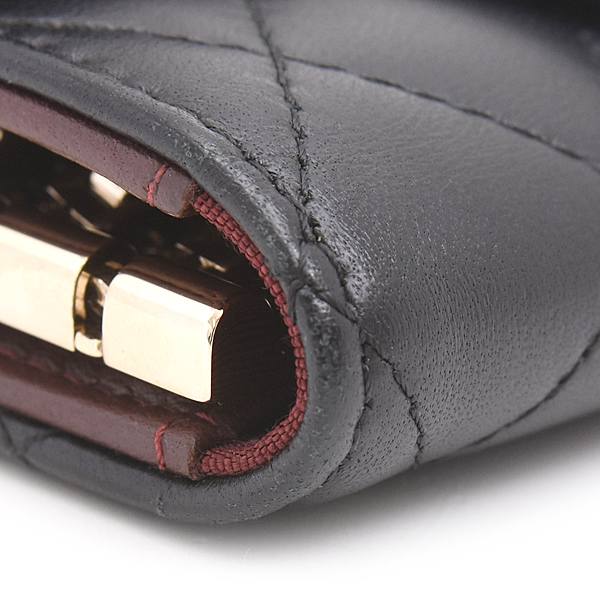 シャネル キーケース レディース マトラッセ 4連 クラシック ブラック ラムスキン CHANEL 中古