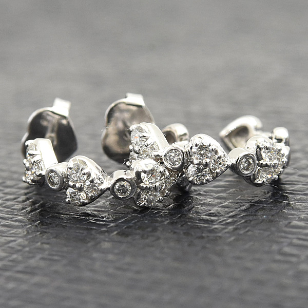 ポンテヴェキオ ピアス レディース ハートモチーフ ダイヤ フープ D0.15ct×2 ホワイトゴールド 750WG PONTE VECCHIO 中古
