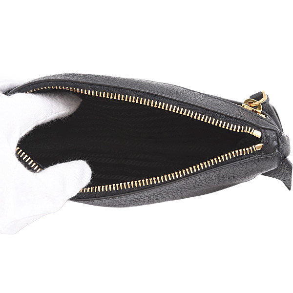 プラダ バッグ レディース メンズ ヴィッテロダイノ ウエストポーチ ボディバッグ レザー NERO PRADA 1BL008 中古