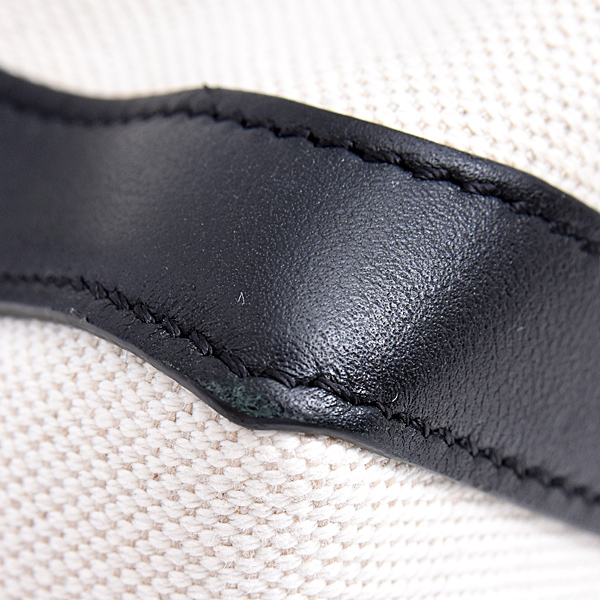 ヴァレンティノ バッグ レディース ガラヴァーニ VLTN ミニ トートバッグ オフホワイト キャンバス VALENTINO VW2B0H19FWB 中古