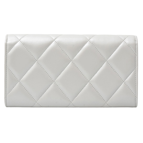 シャネル 財布 レディース ロングフラップウォレット ココマーク 長財布 マトラッセ ラムスキン シルバーグレー CHANEL 中古