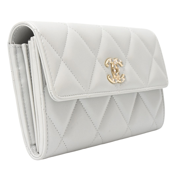 シャネル 財布 レディース ロングフラップウォレット ココマーク 長財布 マトラッセ ラムスキン シルバーグレー CHANEL 中古
