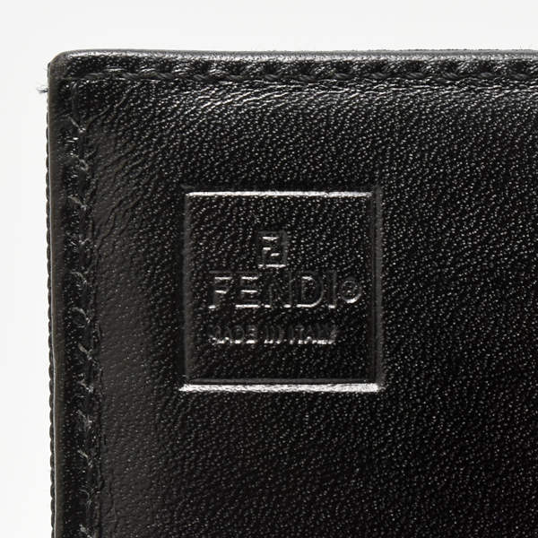 フェンディ 財布 メンズ ズッカ 二つ折り長財布 ロングウォレット キャンバス ブラック FENDI 中古