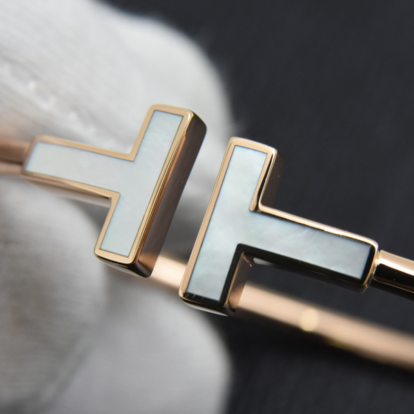 ティファニー ブレス レディース Tワイヤー ホワイトシェル ミディアム ブレスレット ピンクゴールド TIFFANY 750PG 中古