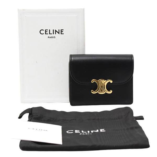 セリーヌ カードケース レディース メンズ トリオンフフラップ付きカードホルダー ブラック カーフ CELINE 10I583DPV.38NO 中古