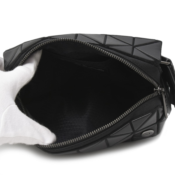 イッセイミヤケ バッグ バオバオ ショルダーバッグ レザー ブラック BAO BAO ISSEY MIYAKE 中古