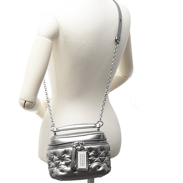 メゾンマルジェラ レディース グラムスラム バニティバッグ シルバー  レザー Maison Margiela SB2WD0091P6800 中古