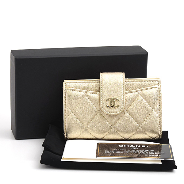 シャネル 財布 レディース マトラッセ クラシック スモールウォレット ゴールド ラムスキン CHANEL AP1991 中古