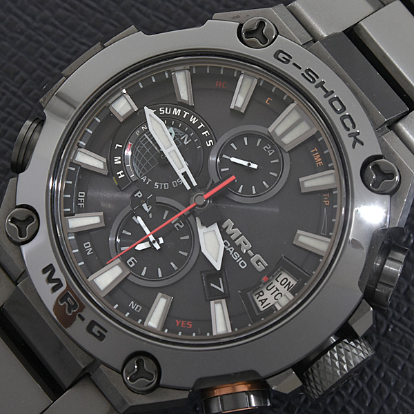 カシオ 時計 メンズ G-SHOCK MR-G 黒備え モバイルリンク ソーラー チタン TI CASIO MRG-G2000CB-1AJR 中古