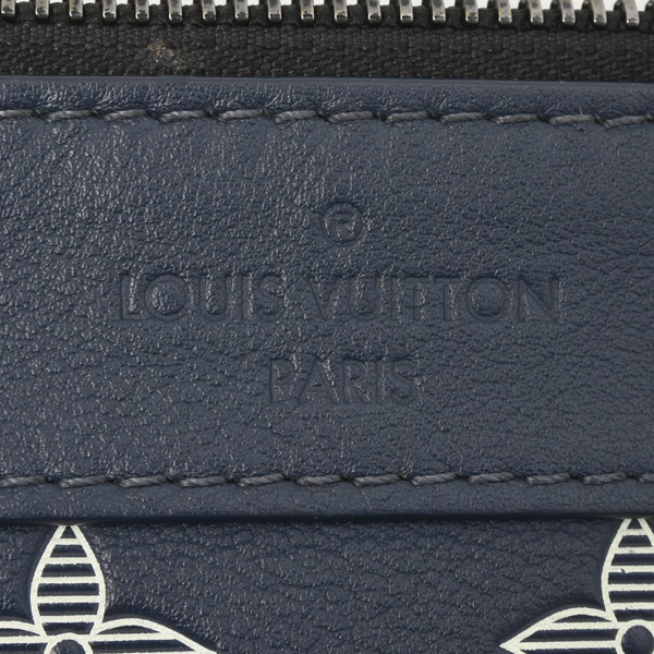 ルイヴィトン バッグ メンズ ポシェット・トゥ・ゴー クラッチバッグ モノグラムシャドウ ネイビー系 Louis Vuitton M83382 中古