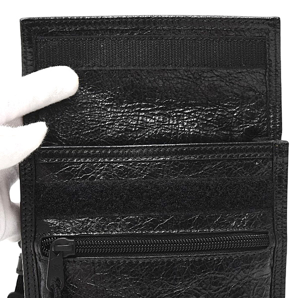 バレンシアガ バッグ レディース メンズ Explorer ストラップ付きポーチ スモール ショルダー ブラック ラムレザー BALENCIAGA 6559821 中古