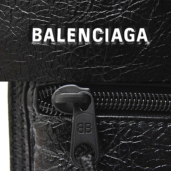 バレンシアガ バッグ レディース メンズ Explorer ストラップ付きポーチ スモール ショルダー ブラック ラムレザー BALENCIAGA 6559821 中古