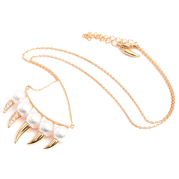 タサキ ネックレス レディース デインジャー ファング パール ダイヤモンド ネックレス D0.09ct ゴールド TASAKI K18YG 中古