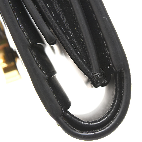 セリーヌ 財布 レディース スモール フラップウォレット トリオンフ 2つ折り財布 レザー ブラック CELINE 10D783 中古