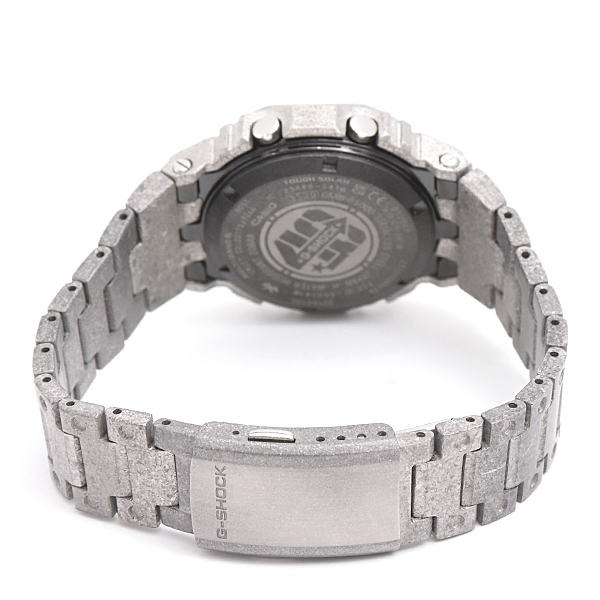 カシオ 時計 メンズ G-SHOCK Gショック 40周年限定モデル クリスタライズド ソーラー シルバー デジタル文字盤 SS CASIO GMW-B5000PS-1JR 中古
